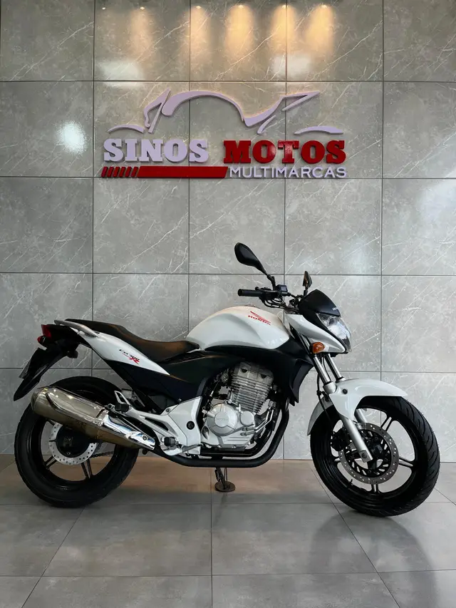 Moto Honda CB 300R 2012 Edição Especial