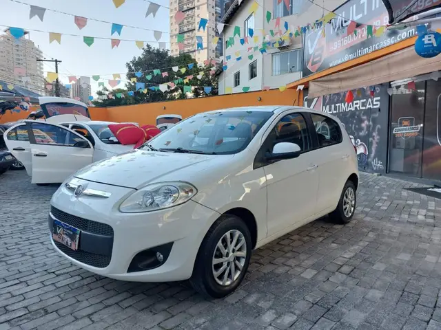 Carro Fiat Palio 2013 Attractive 1.0 Evo (Flex)