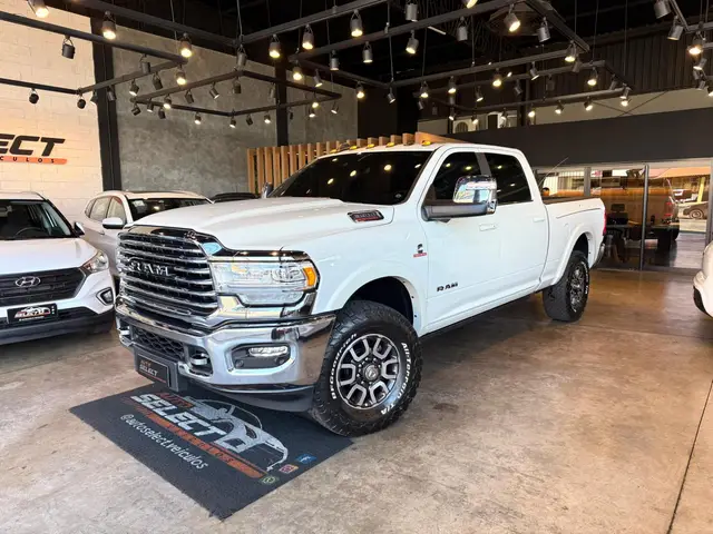 Carro RAM 3500 2024 Limited Longhorn 6.7 4x4