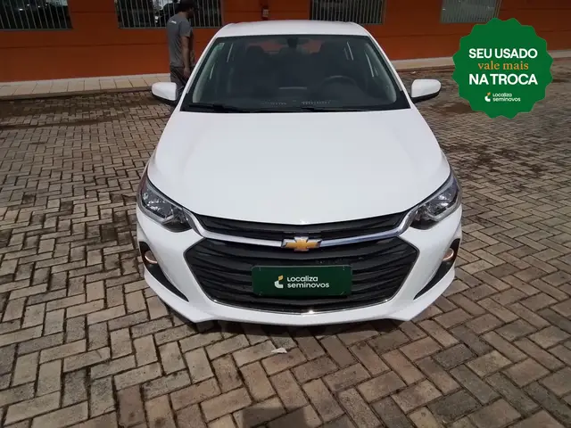 Carro Chevrolet Onix Plus 2024 LT 1.0