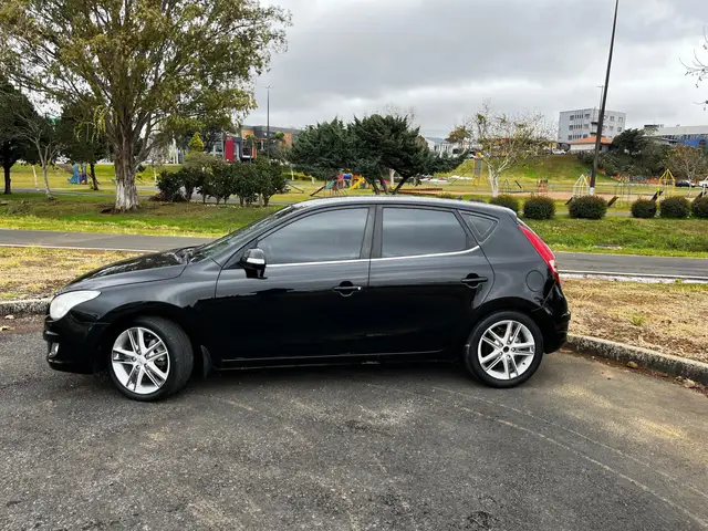Carro Hyundai i30 2011 GLS 2.0 16V