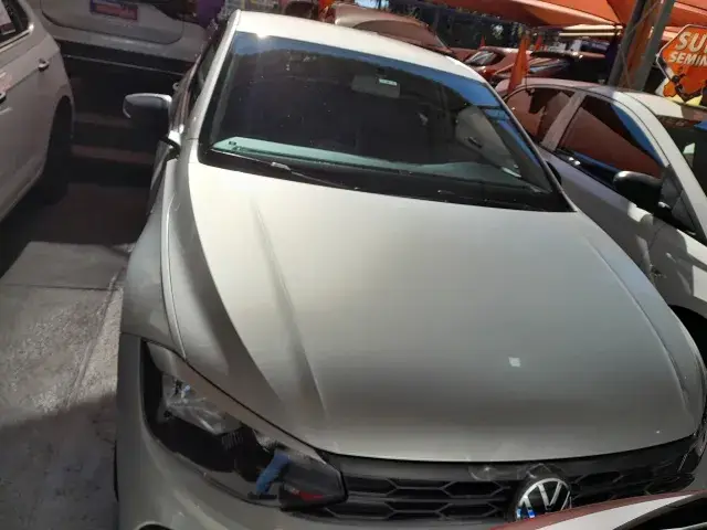 Volkswagen Polo Track 1.0 Flex 12V 5p