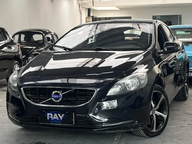 Carro Volvo V40 2013 T4 Dynamic