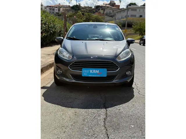 Carro Ford New Fiesta Sedan 2015 1.6 Titanium PowerShift (Flex)