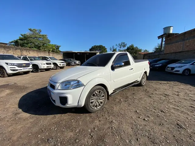 Carro Fiat Strada 2019 Hard Working 1.4 (Flex) (Cabine Simples)