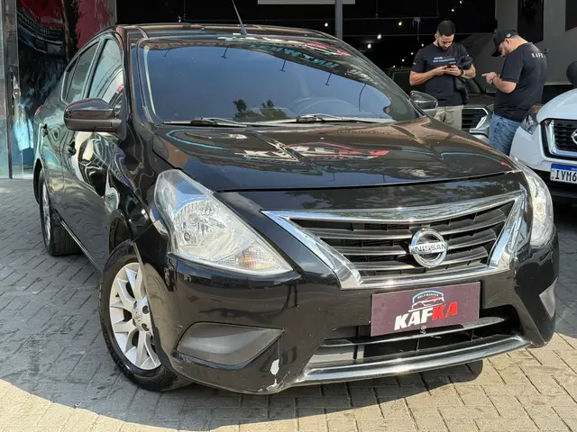 Carro Nissan Versa 2017 1.6 16V SV FlexStart CVT (Flex)