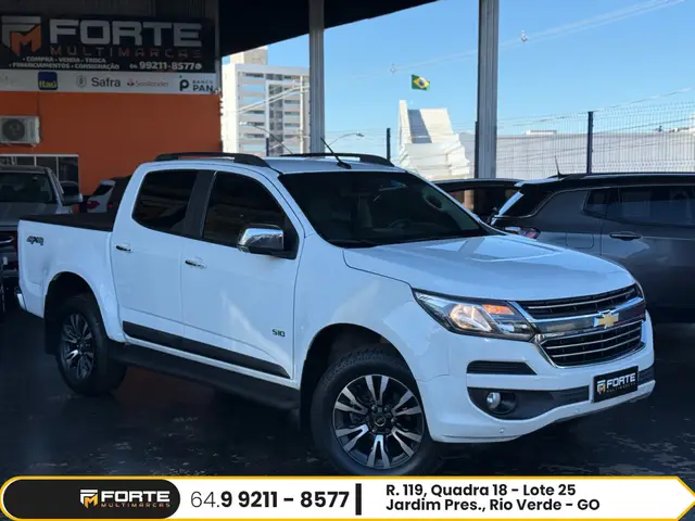 Carro Chevrolet S10 Cabine Dupla 2019 S10 2.5 ECOTEC SIDI LTZ 4WD (Cabine Dupla) (Aut)