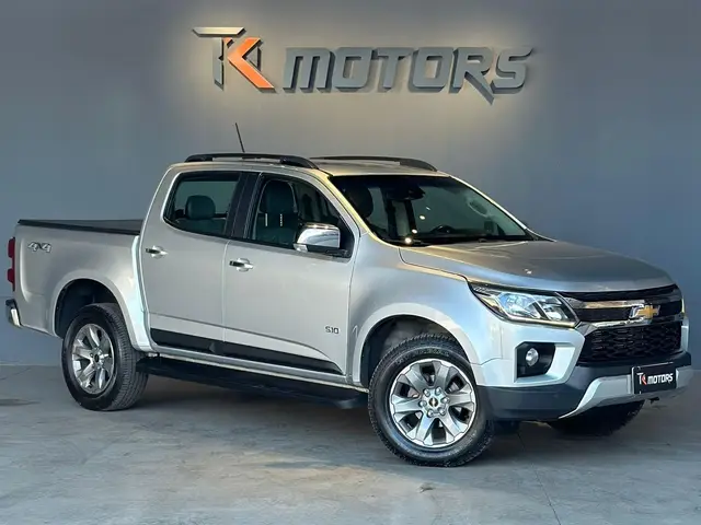 Carro Chevrolet S10 Cabine Dupla 2023 LTZ 2.8 Turbodiesel (Aut.)