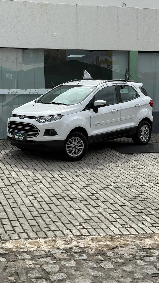 Carro Ford EcoSport 2017 Ecosport SE 1.6 16V PowerShift (Flex)