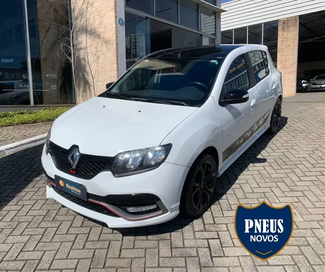 Carro Renault Sandero 2017 RS 2.0 16V (Flex)