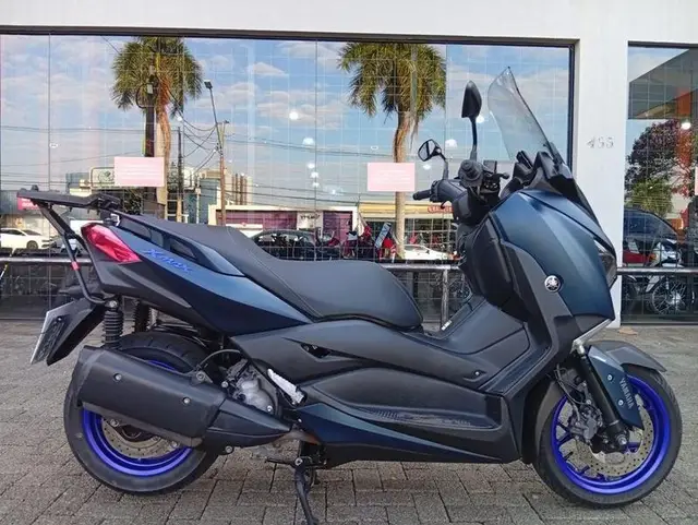 Moto Yamaha XMax 2023 ABS