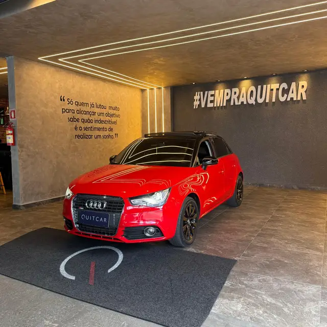Carro Audi A1 2013 1.4 TFSI Sportback Ambition S Tronic