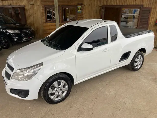Carro Chevrolet Montana 2015 LS 1.4 (Flex)