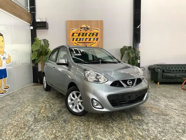 Carro Nissan March 2017 1.6 16V SV CVT (Flex)