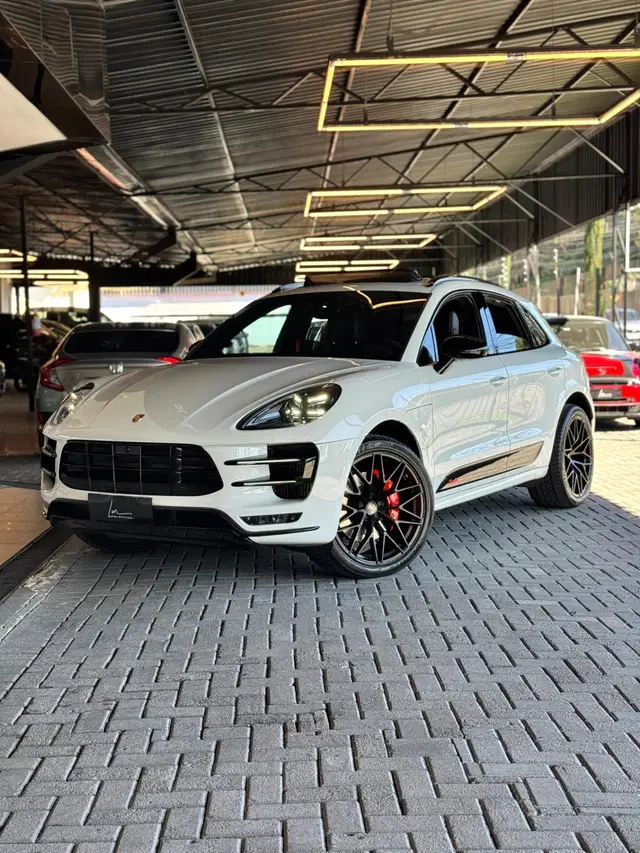 Carro Porsche Macan 2015 3.6 V6 Turbo PDK 4WD