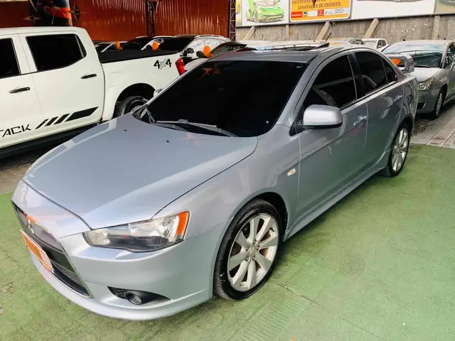 Carro Mitsubishi Lancer 2012 2.0 16V
