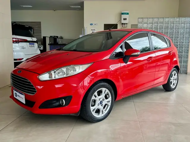 Carro Ford Fiesta Hatch 2014 1.5 (Flex)