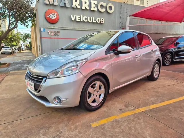 Carro Peugeot 208 2014 Active 1.5 8V (Flex)