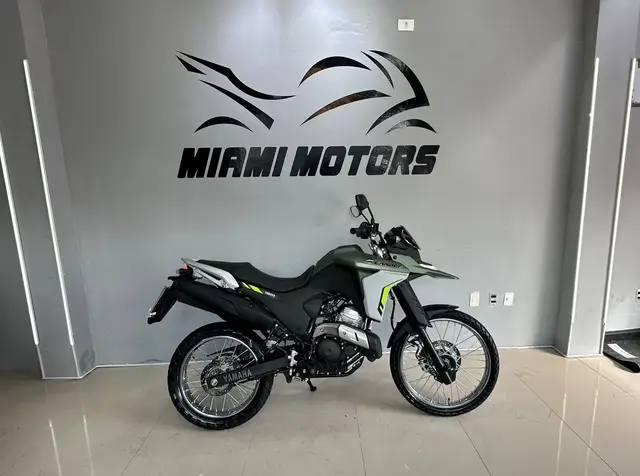 Moto Yamaha XTZ 250 Lander 2025 Connected