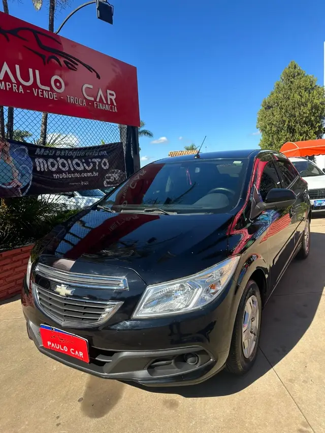 Carro Chevrolet Onix 2014 1.0 LT SPE/4