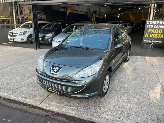 Carro Peugeot 207 2013 Hatch XR 1.4 8V (flex) 4p