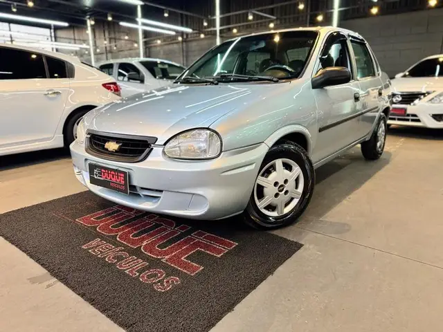 Carro Chevrolet Classic 2010 Life 1.0 VHCE (Flex)