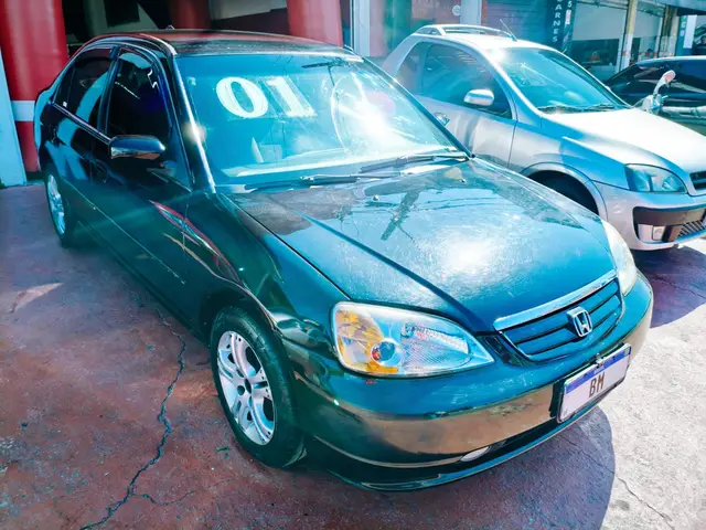 Carro Honda Civic 2001 Sedan LX 1.7 16V (Aut)