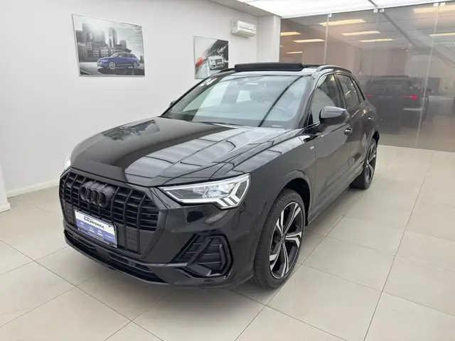 Carro Audi Q3 2024 Performance Black 2.0