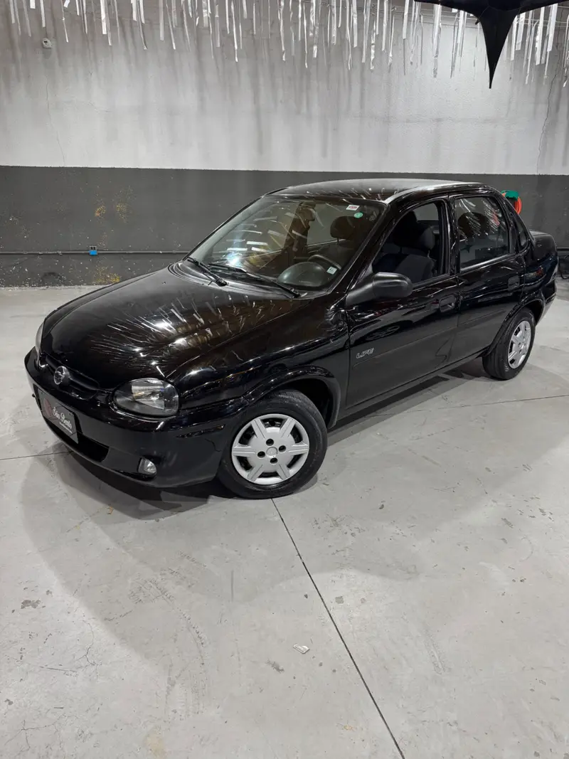 Chevrolet Corsa Sedan  Life 1.0 VHC (Flex)