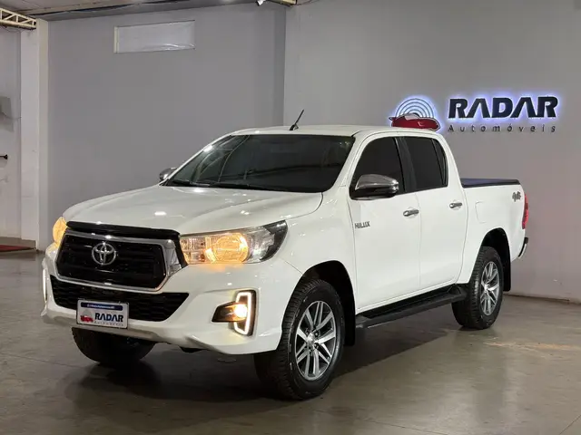 Carro Toyota Hilux Cabine Dupla 2020 Hilux 2.8 16v TDI SRV CD 4x4 (Aut)