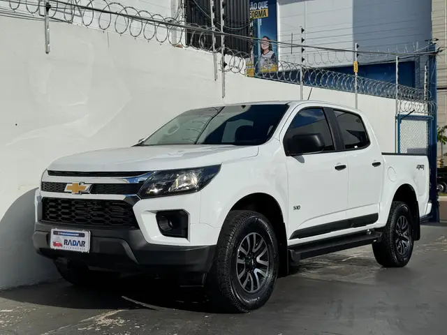 Carro Chevrolet S10 Cabine Dupla 2023 LS 2.8 Turbodiesel
