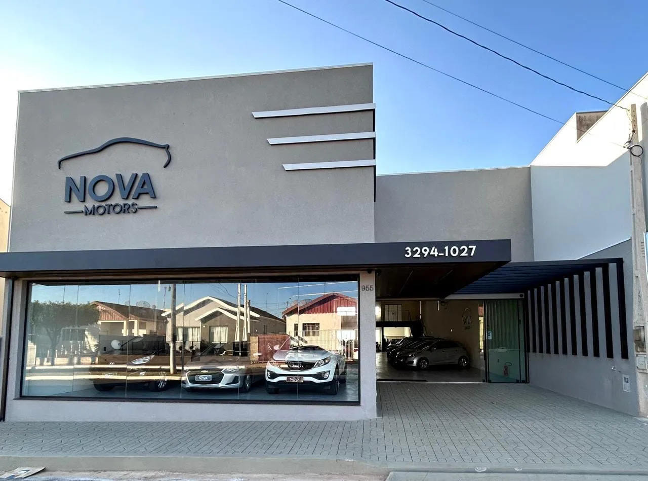 Fachada da loja Veículos à venda em NOVA MOTORS - Iacanga - SP | Mobiauto