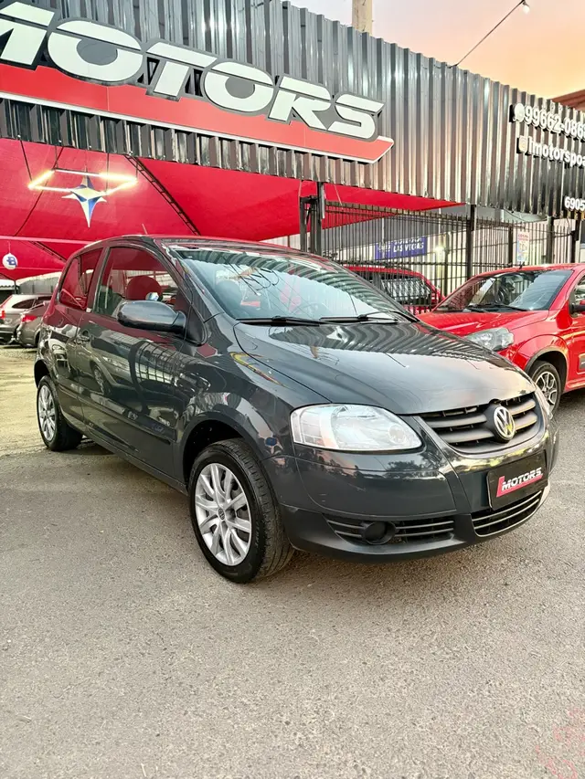 Carro Volkswagen Fox 2010 1.0 8V (Flex) 2p