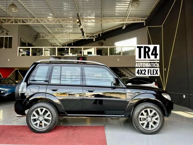 Carro Mitsubishi Pajero TR4 2013 2.0 16V 4x2 (Flex) (Aut)