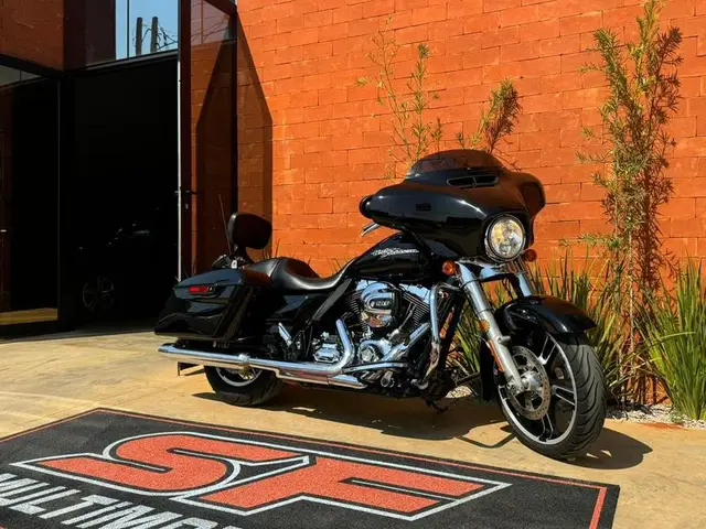 Moto Harley-Davidson Touring 2014 Street Glide