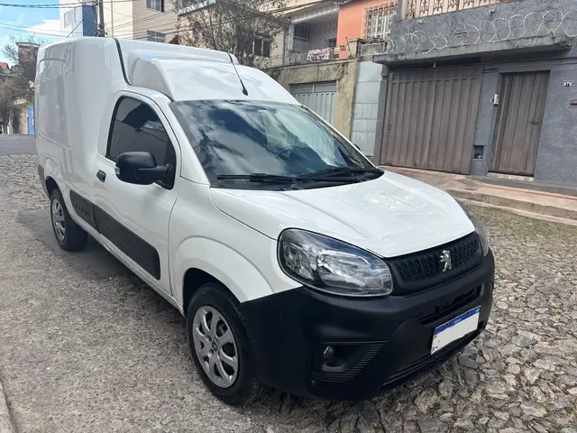 Carro Peugeot Partner Rapid 2023 Business Pack