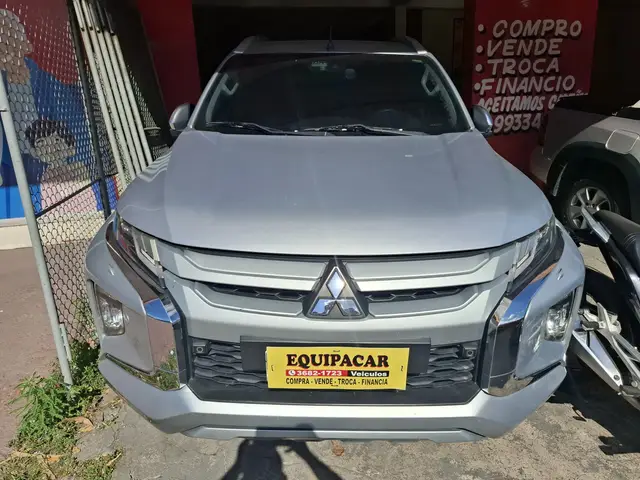 Carro Mitsubishi L200 2022 Triton GL 2.4
