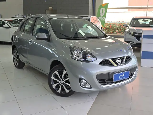 Carro Nissan March 2017 1.6 16V SL (Flex)