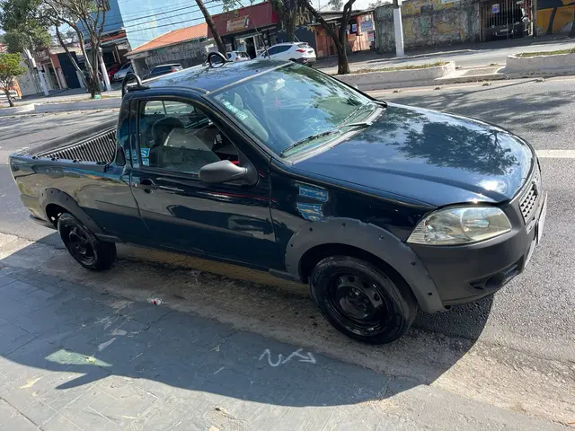 Carro Fiat Strada 2011 Working 1.4 (Flex)