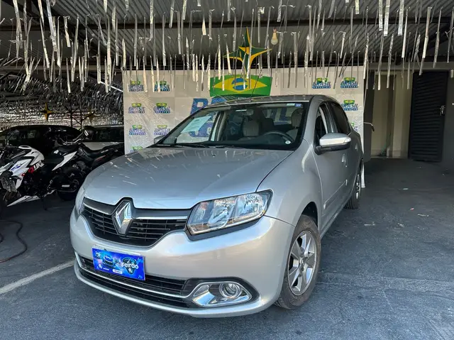 Carro Renault Logan 2017 Expression 1.6 8V (Flex)