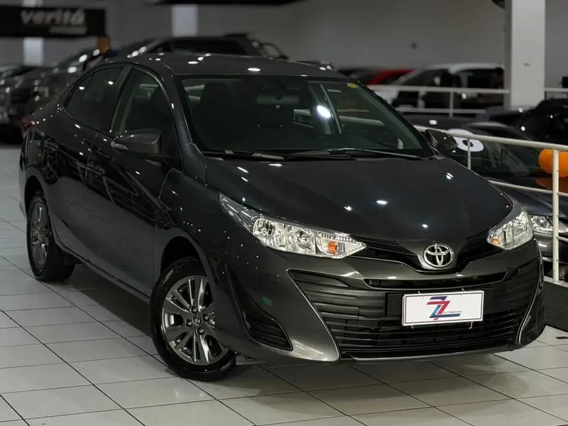 Toyota Yaris 1.5 XL Plus Connect CVT (Flex)
