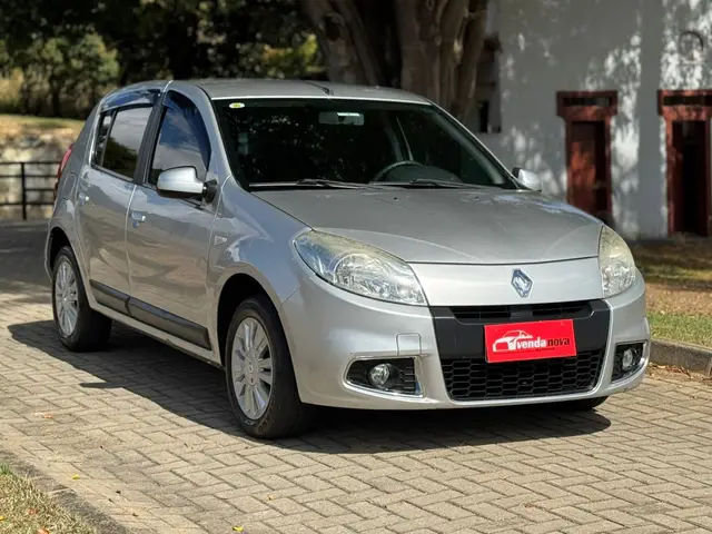 Carro Renault Sandero 2013 Privilege 1.6 16V (Flex)(aut)