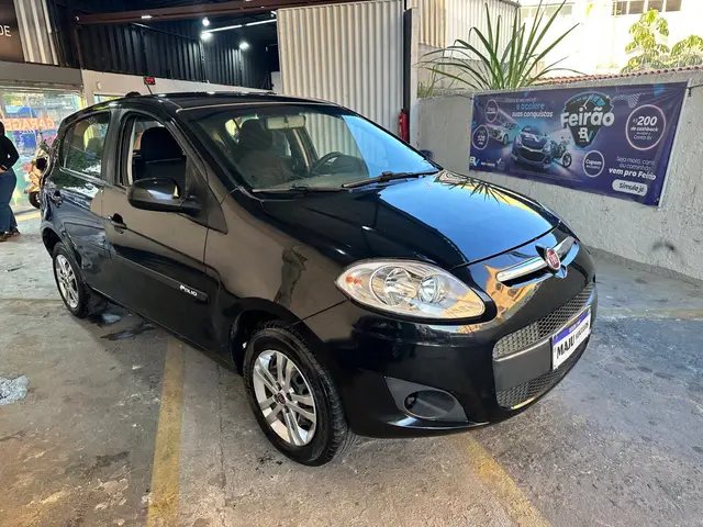Carro Fiat Palio 2013 Attractive 1.0 8V (Flex)