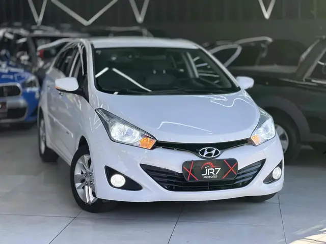 Carro Hyundai HB20S 2015 1.6 Comfort Plus (Flex)