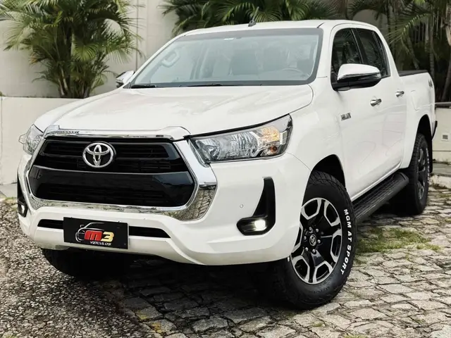Carro Toyota Hilux Cabine Dupla 2023 SRV 4x4 2.8 Diesel