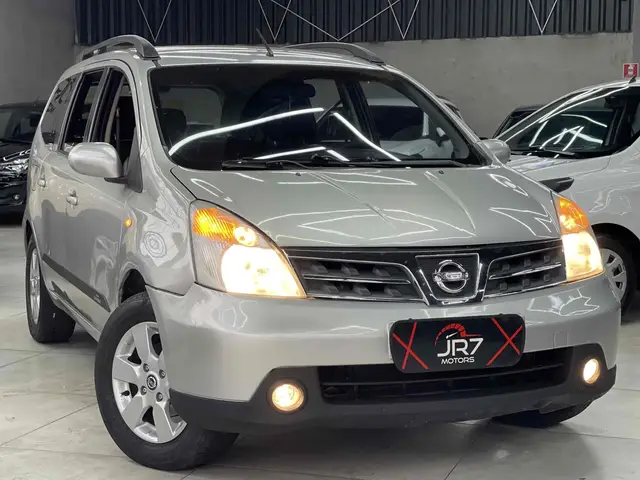 Carro Nissan Grand Livina 2012 SL 1.8 16V (flex) (aut)