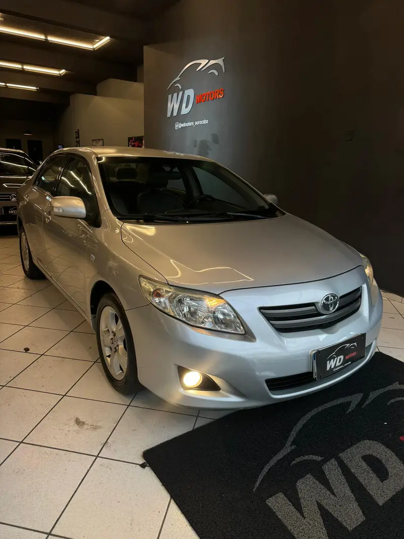 Toyota Corolla Sedan XEi 1.8 16V (flex)
