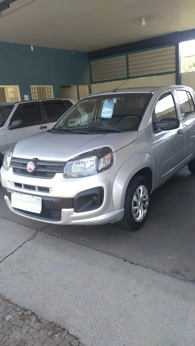 Carro Fiat Uno 2018 Drive 1.0 Firefly (Flex)