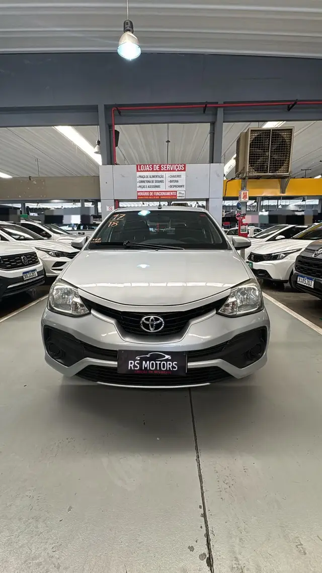 Carro Toyota Etios 2018 X 1.3 (Flex)