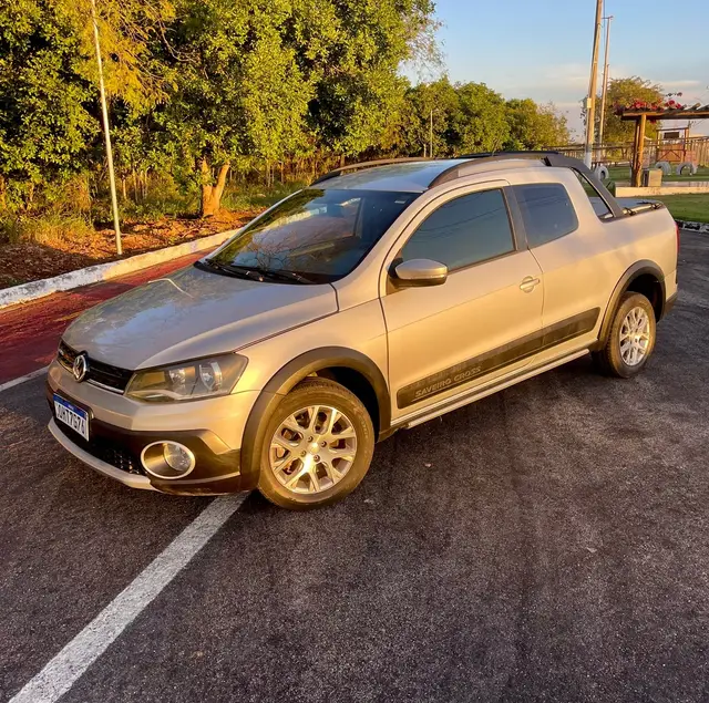Carro Volkswagen Saveiro 2015 Cross 1.6 16v MSI CD (Flex)
